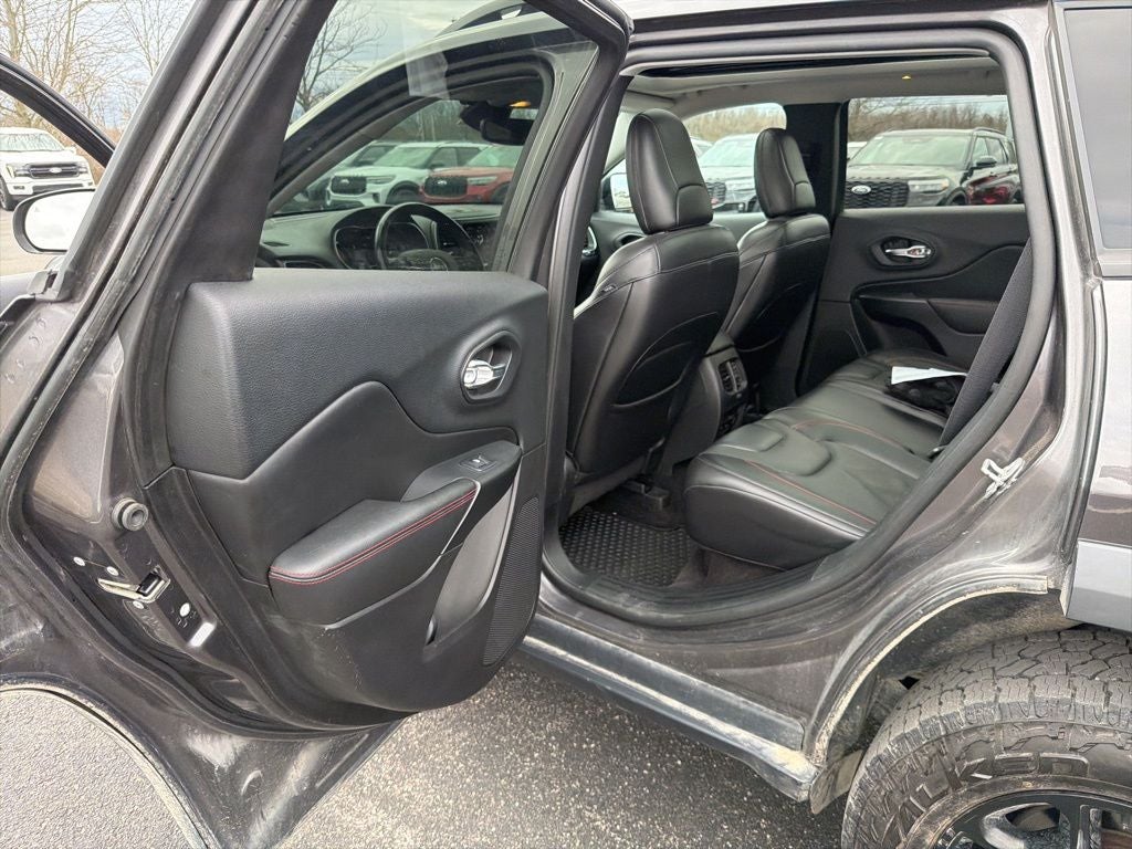 2019 Jeep Cherokee Trailhawk