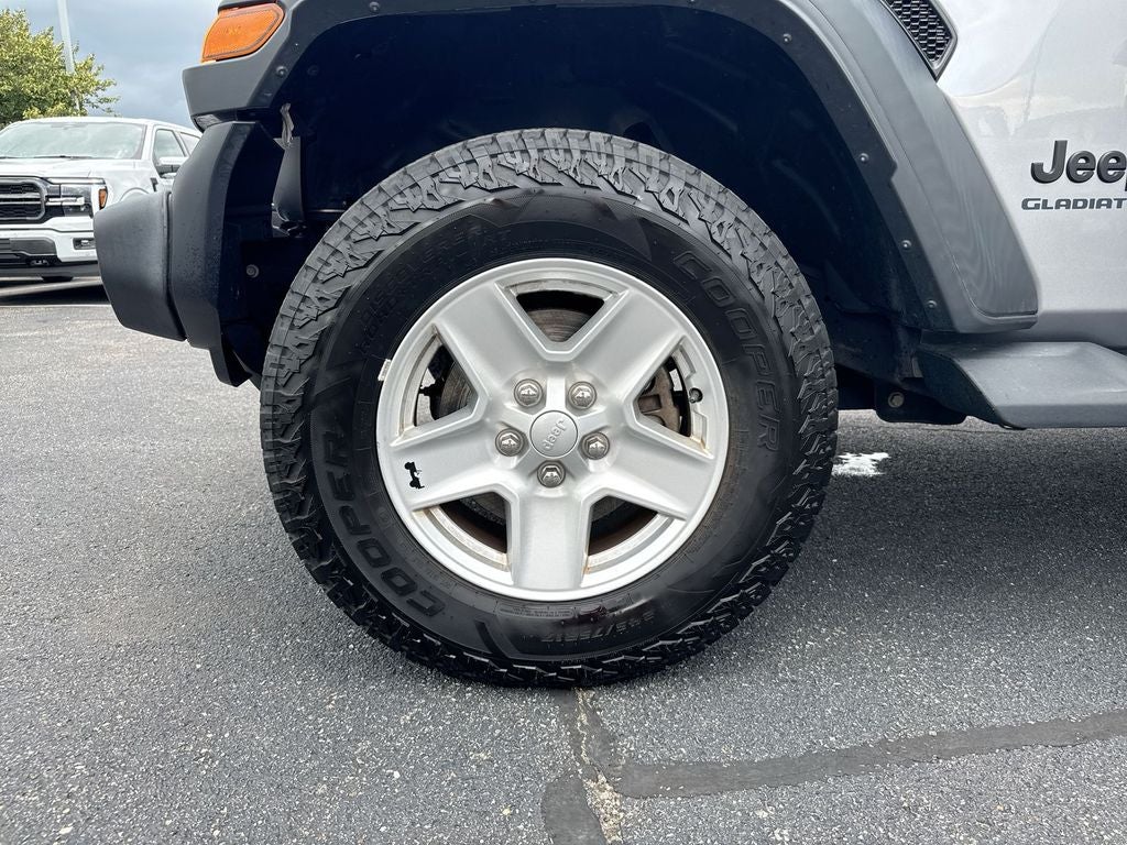 2020 Jeep Gladiator Sport
