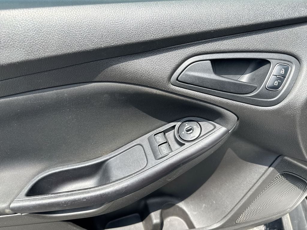 2016 Ford Focus S