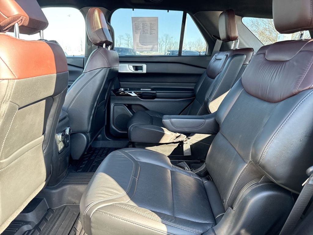 2022 Ford Explorer Platinum