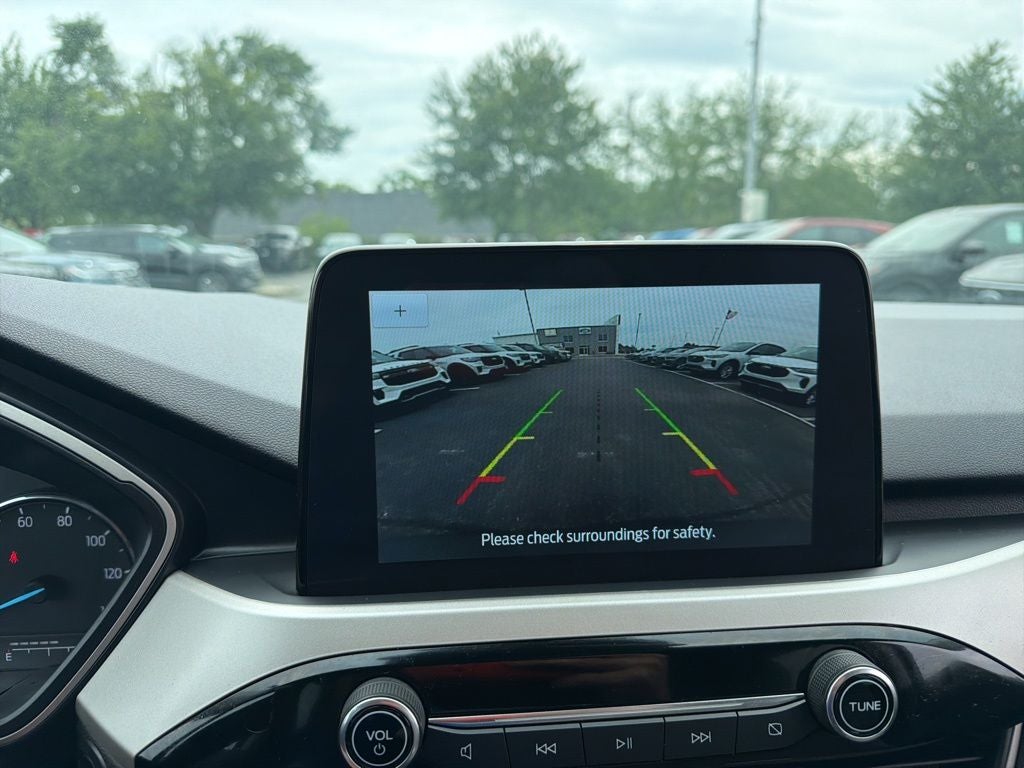 2022 Ford Escape Hybrid SE