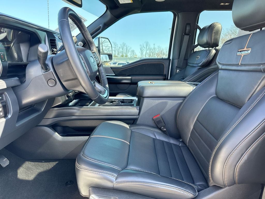 2024 Ford F-350SD Platinum