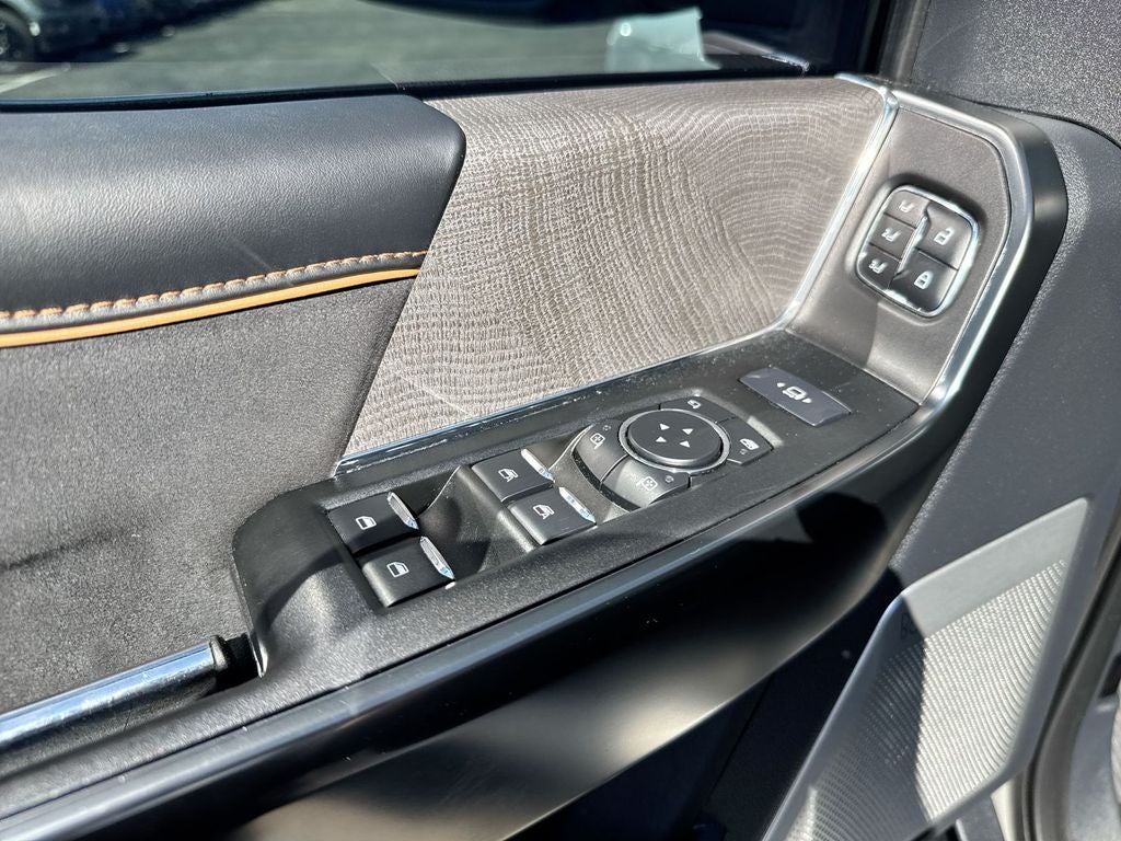 2024 Ford F-350SD Platinum