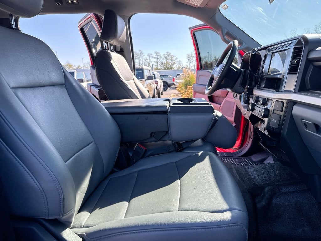 2023 Ford F-450SD XL