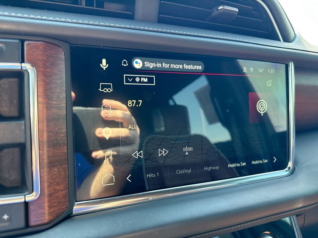 2023 GMC Yukon Denali Ultimate