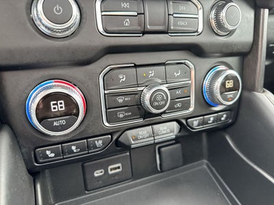 2023 GMC Yukon XL AT4