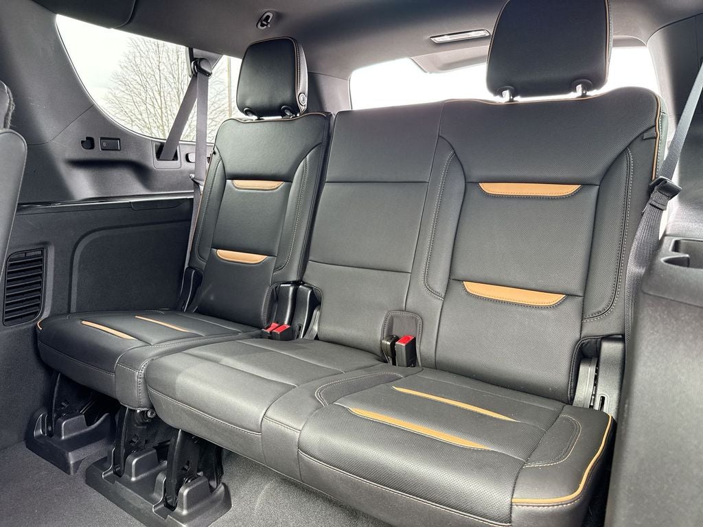 2023 GMC Yukon XL AT4