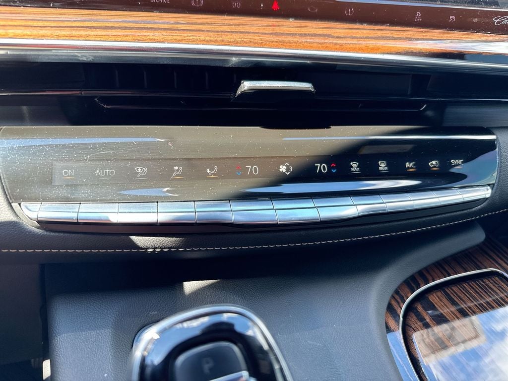 2022 Cadillac Escalade Premium Luxury