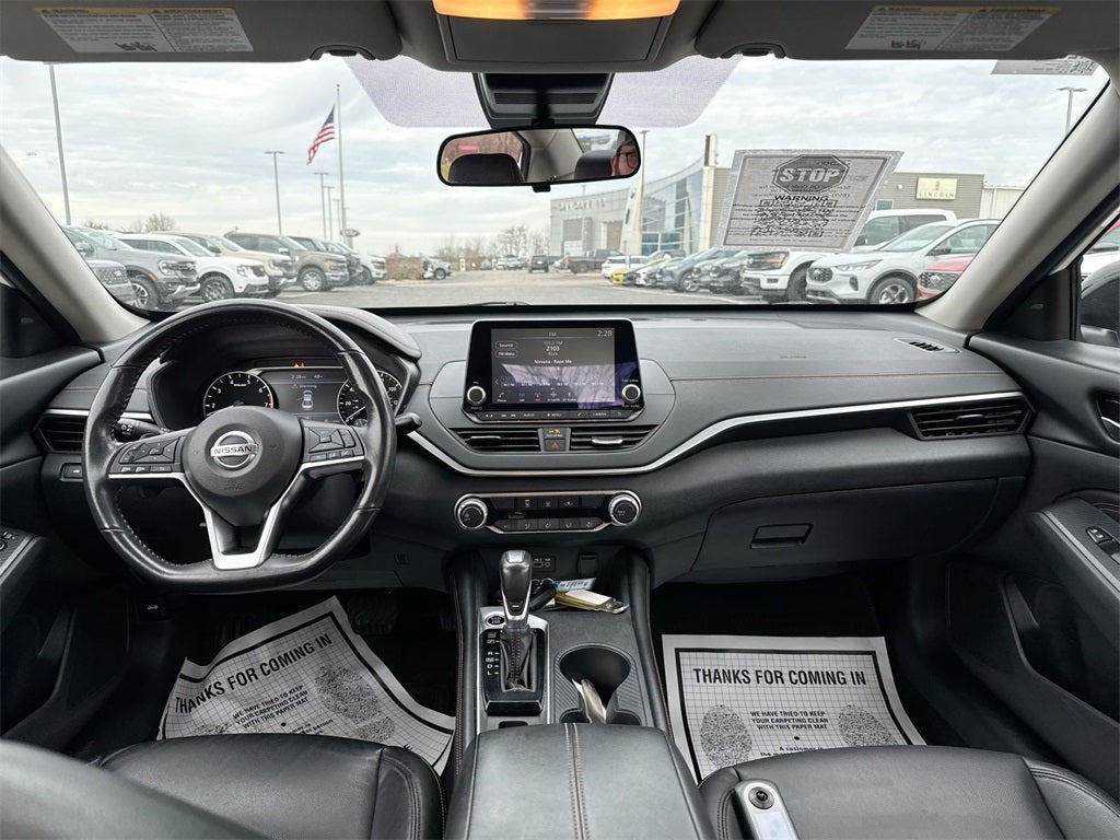 2022 Nissan Altima 2.5 SR