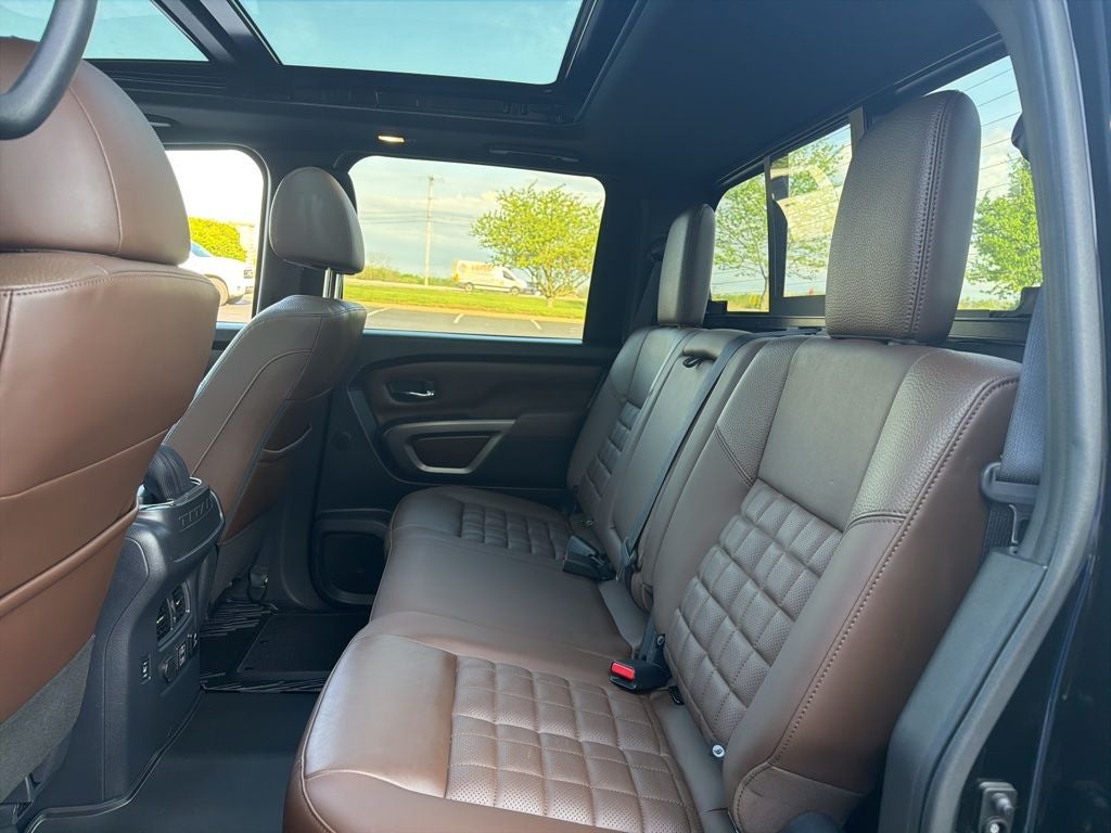 2023 Nissan Titan Platinum Reserve