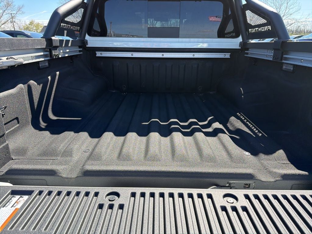 2024 Nissan Frontier SV