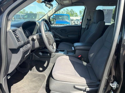 2022 Nissan Frontier S