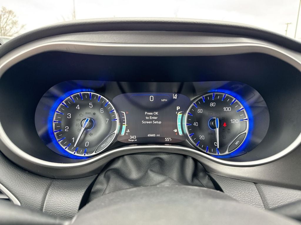 2024 Chrysler Pacifica Touring L