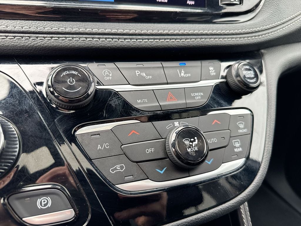 2025 Chrysler Pacifica Limited