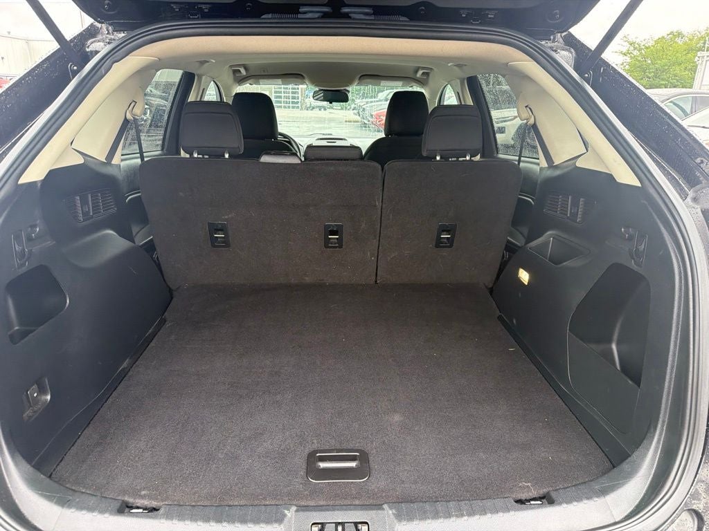 2020 Ford Edge SE
