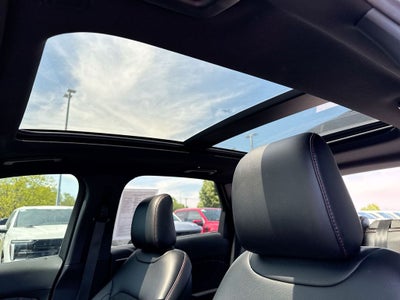 2022 Ford Edge ST Line