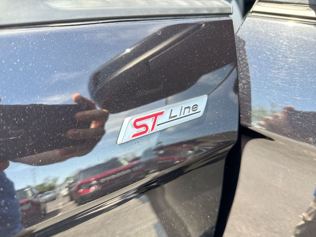 2022 Ford Edge ST Line