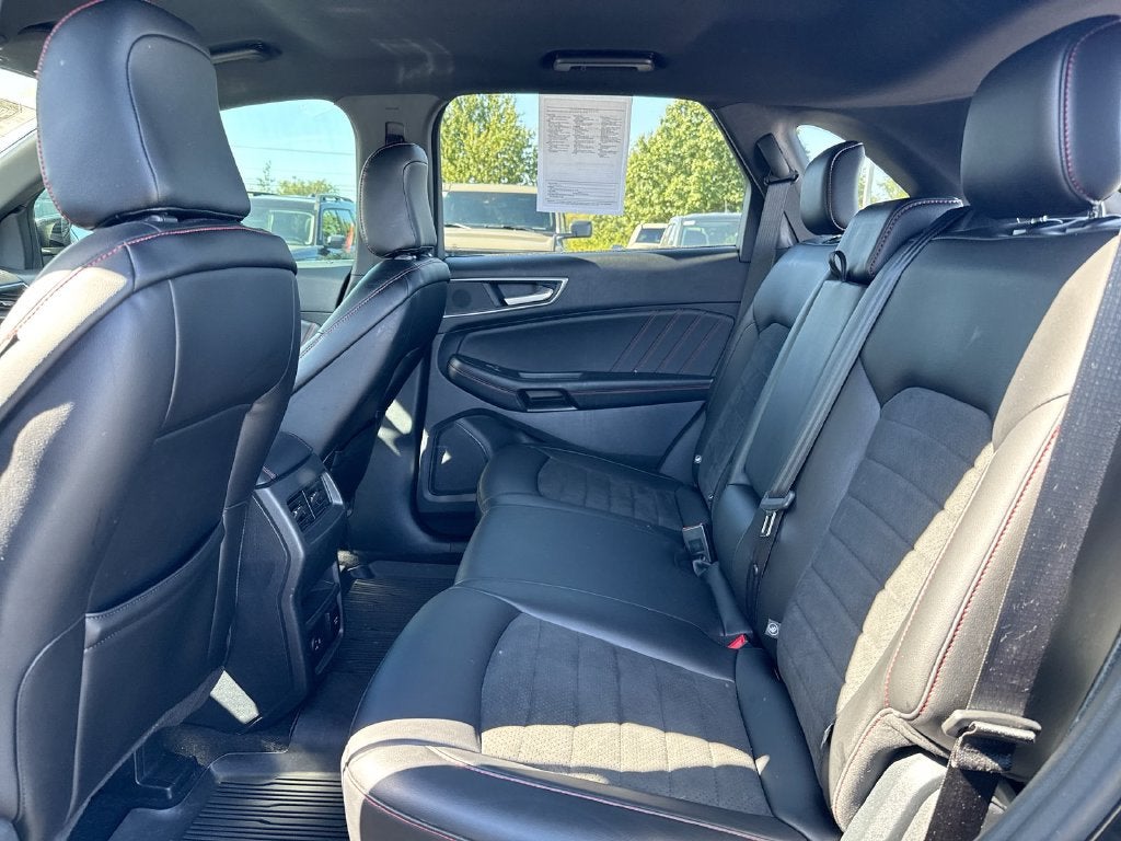 2022 Ford Edge ST Line