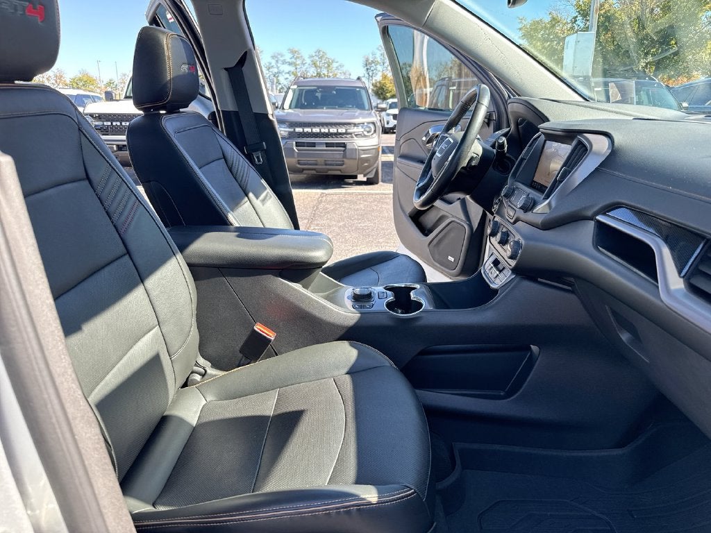 2022 GMC Terrain AT4