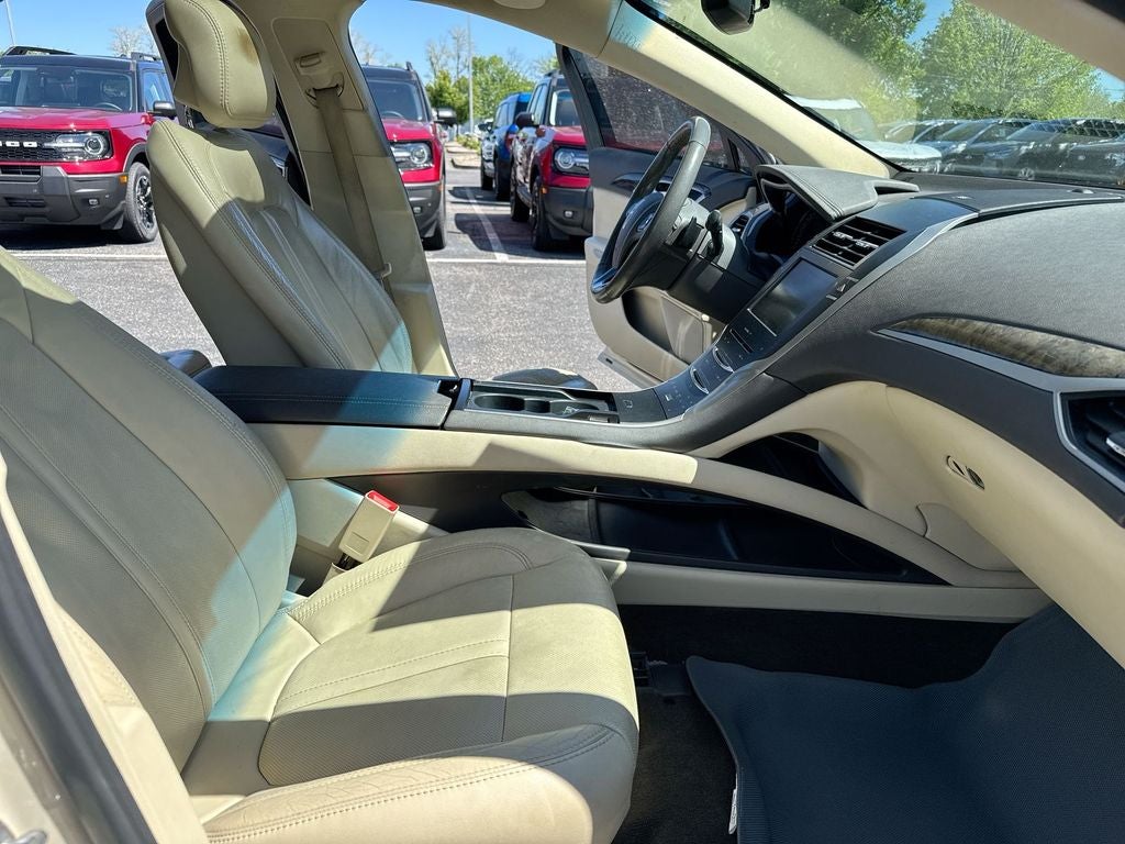 2014 Lincoln MKZ Base