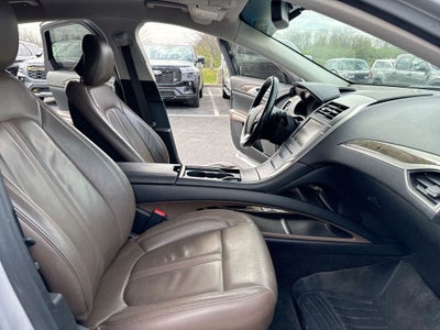 2016 Lincoln MKZ Base