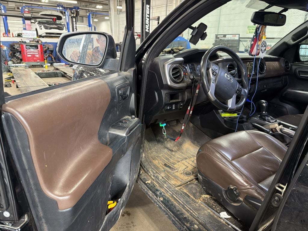 2016 Toyota Tacoma Limited