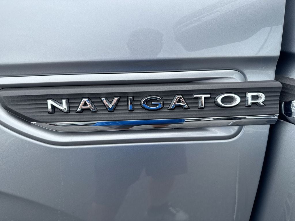 2023 Lincoln Navigator L Reserve