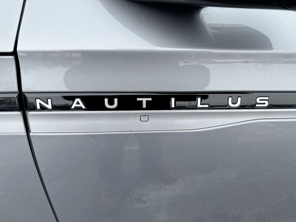 2024 Lincoln Nautilus Reserve