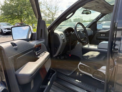 2006 Lincoln Mark LT Base