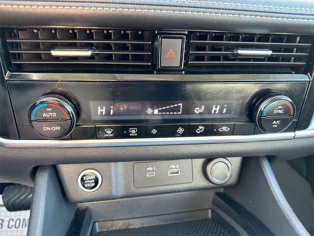 2022 Nissan Rogue SV