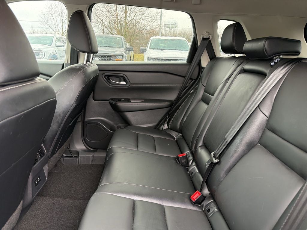 2024 Nissan Rogue SL