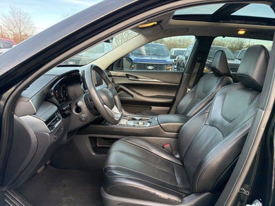 2023 INFINITI QX60 LUXE