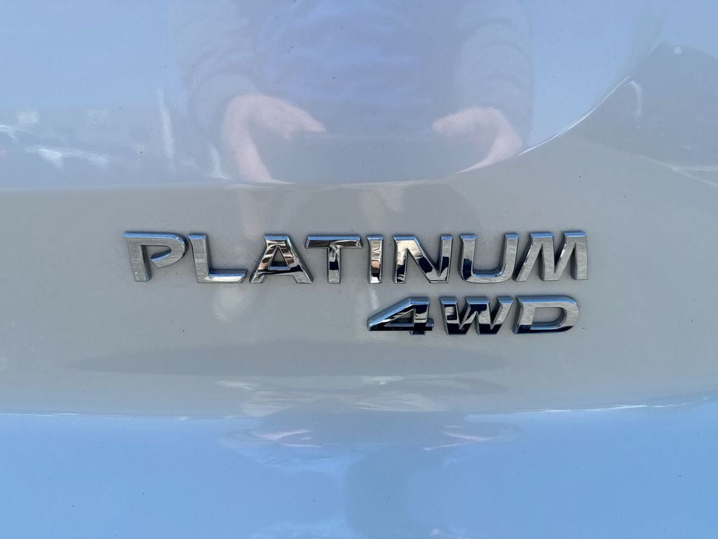 2022 Nissan Pathfinder Platinum