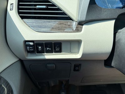 2016 Toyota Sienna XLE Premium