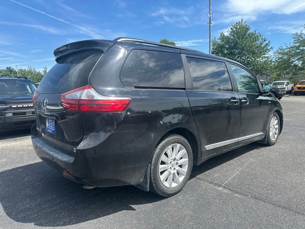 2016 Toyota Sienna XLE Premium