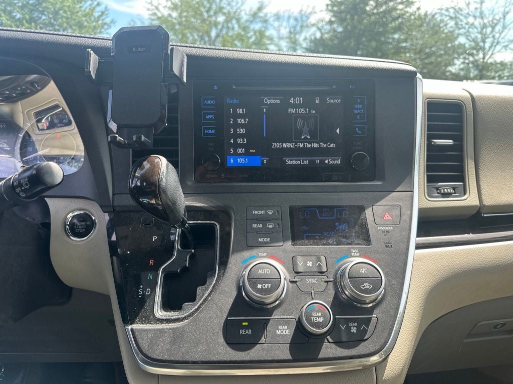 2016 Toyota Sienna XLE Premium