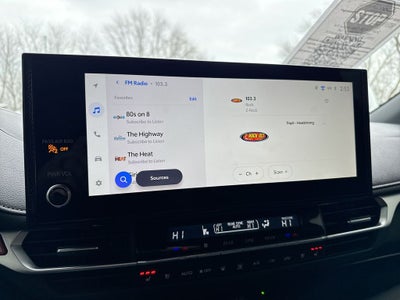 2025 Toyota Sienna Platinum