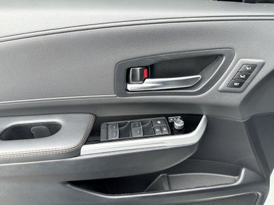 2025 Toyota Sienna Platinum