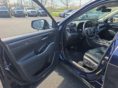 2021 Toyota Highlander Platinum