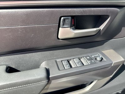 2024 Toyota Sequoia SR5