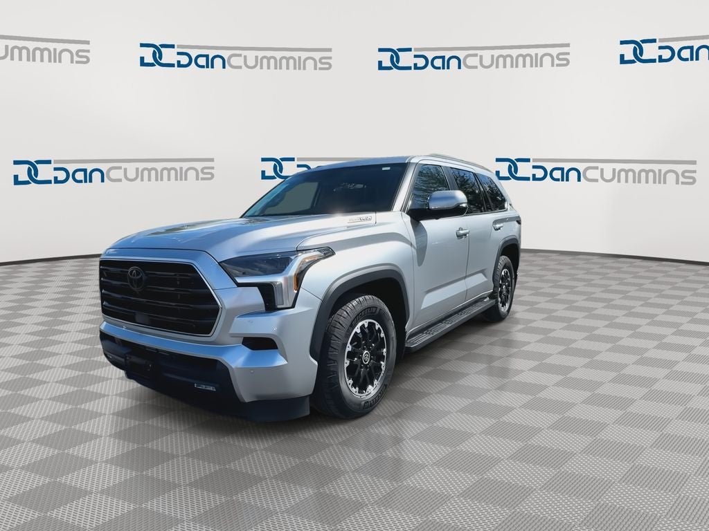 2024 Toyota Sequoia SR5