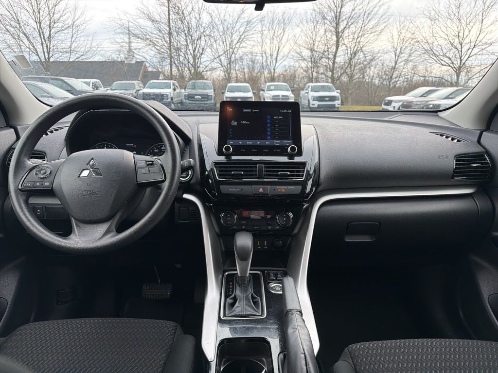 2024 Mitsubishi Eclipse Cross LE