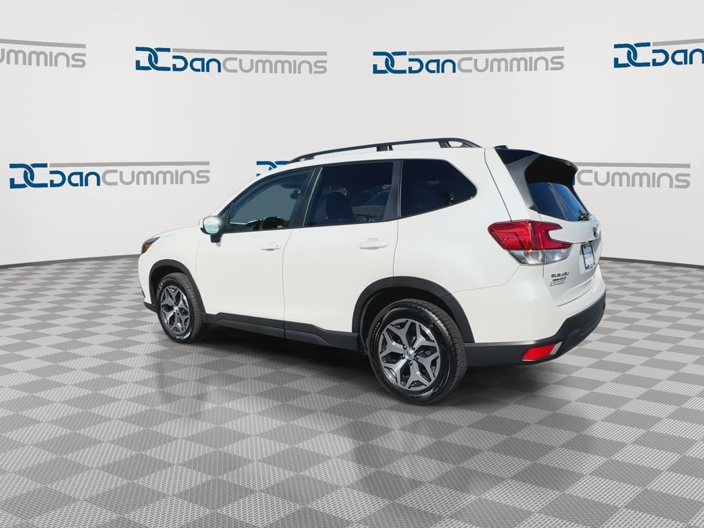 2024 Subaru Forester Premium