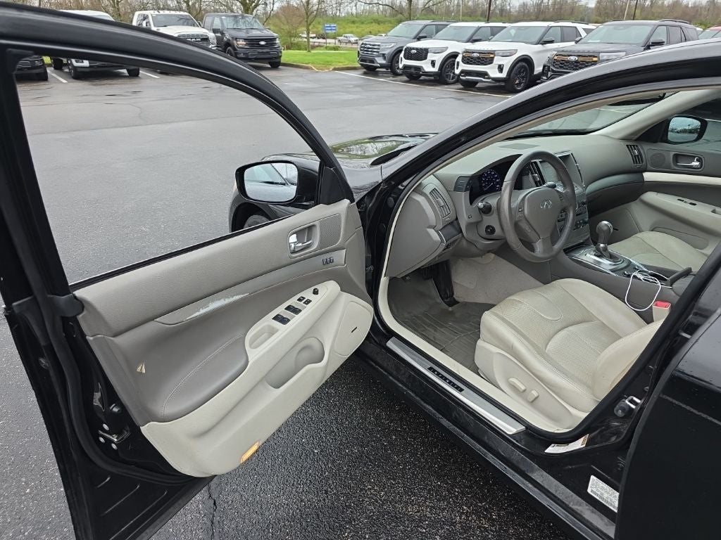 2013 INFINITI G37 Journey