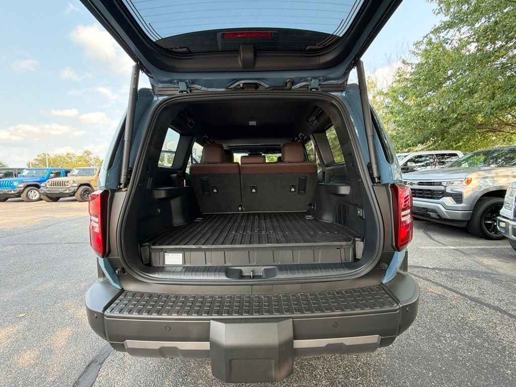 2027 Toyota Land Cruiser Base