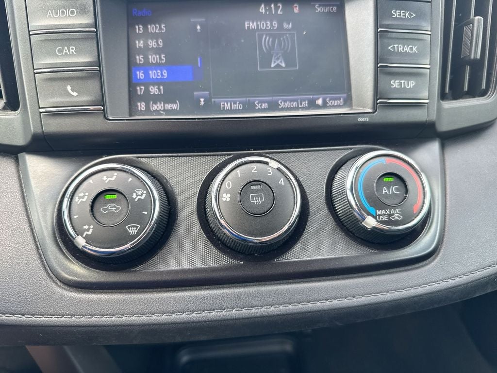 2017 Toyota RAV4 LE