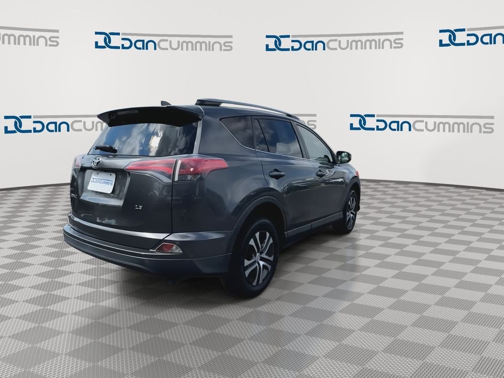 2017 Toyota RAV4 LE