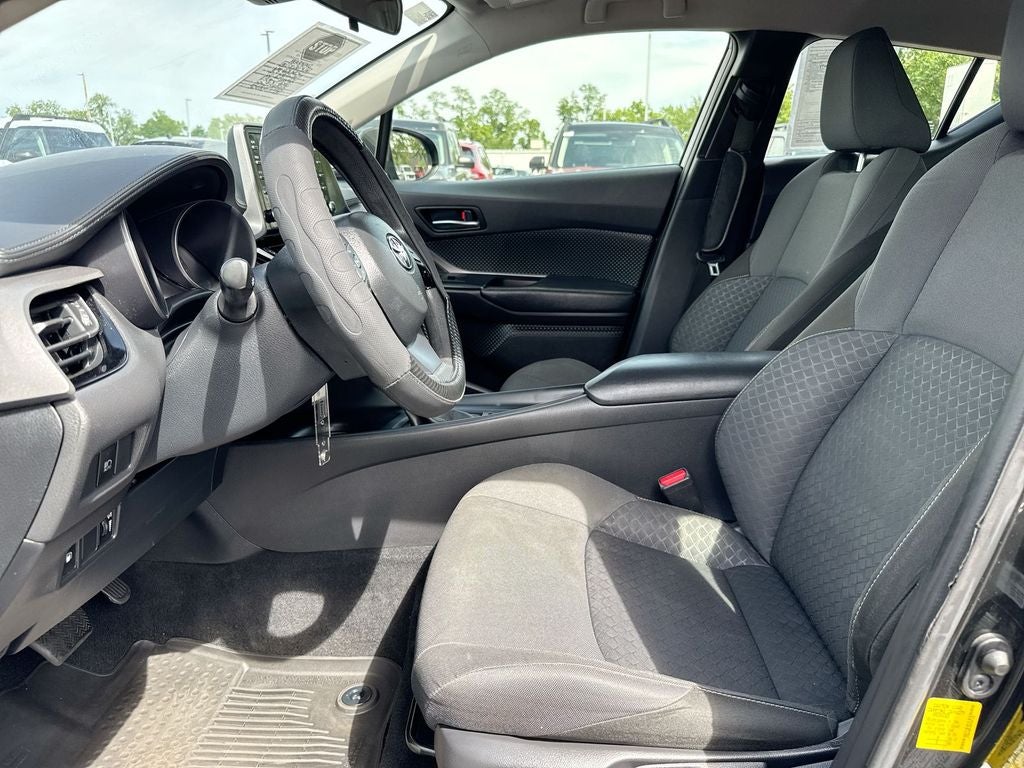 2021 Toyota C-HR LE