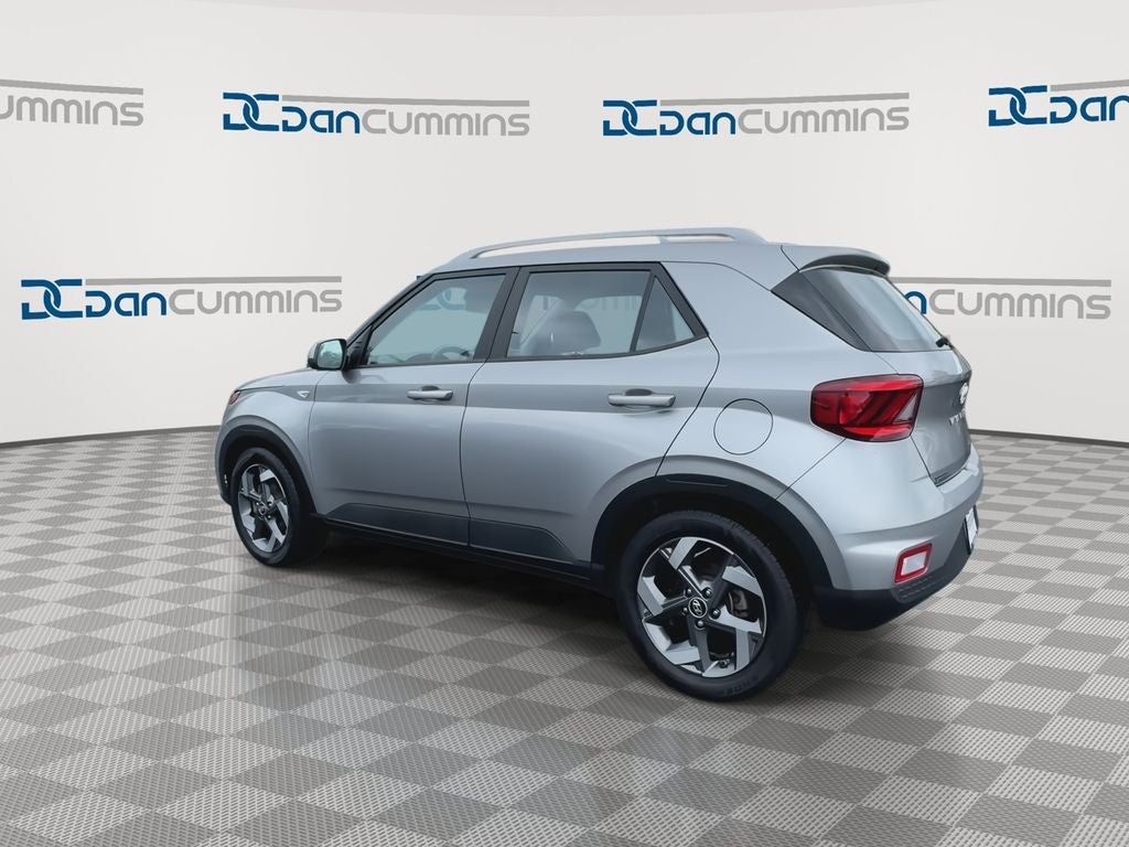 2023 Hyundai Venue SEL