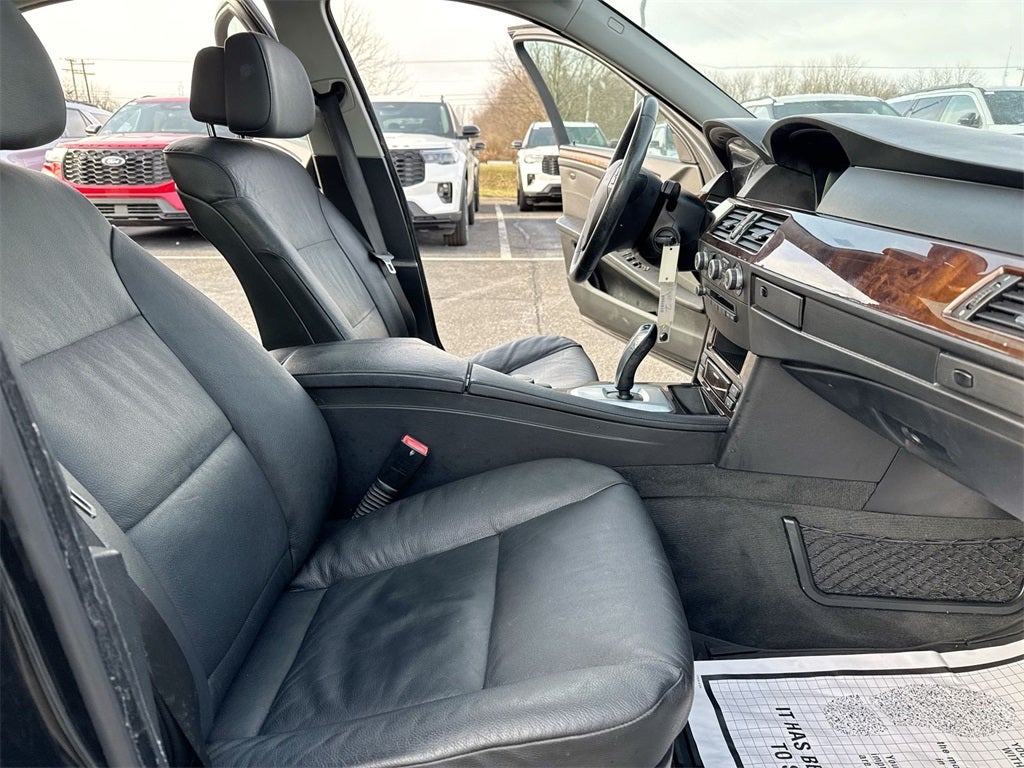 2010 BMW 5 Series 528i